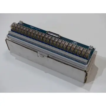 Produktfoto 1 von NUM 0263 900 00224 Outputs interface module > ungebraucht! <