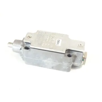 Produktfoto 1 von Saia Miltac XM1-7-E6 Sicherheitsschalter 10A 380V AC1 SN 74982
