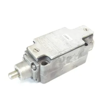 Produktfoto 1 von Saia Miltac XM1-7-E6 Sicherheitsschalter 10A 380V AC1 SN 74983