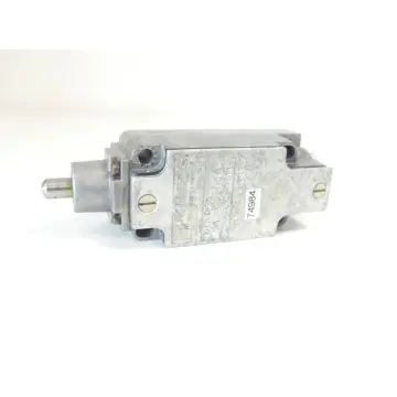 Produktfoto 1 von Saia Miltac XM1-7-E6 Sicherheitsschalter 10A 380V AC1 SN 74984