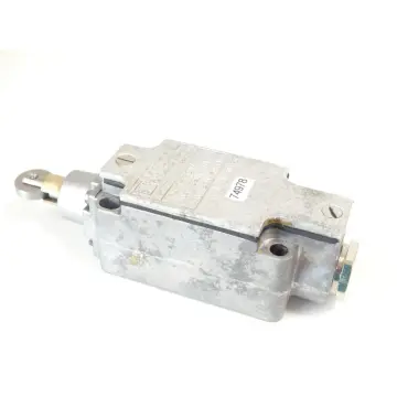 Produktfoto 1 von SAIA Miltac XM1-7-F6Z11 Sicherheitsschalter 10A 380V-AC1 SN 74976