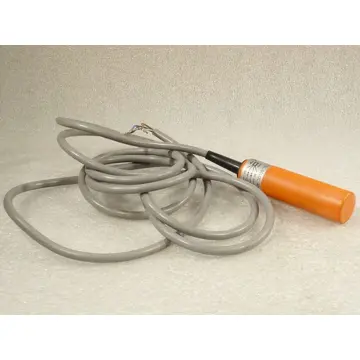 Produktfoto 1 von Schmersal IFL 10-200L-11P induktiver Näherungsschalter 10 - 60 VDC 400 mA