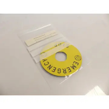 Produktfoto 1 von Schneider Electric ZBY8330 Unterlegschild für Not-Aus VPE 2 - ungebraucht! -