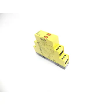 Produktfoto 1 von Sick UE12-2FG2D0 Sicherheitsrelais SN: 60545