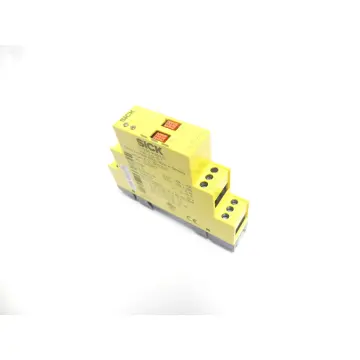 Produktfoto 1 von Sick UE12-2FG2D0 Sicherheitsrelais SN: 60574