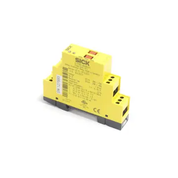 Produktfoto 1 von Sick UE12-2FG2D0 Sicherheitsrelais SN:127685