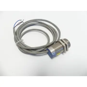 Produktfoto 1 von Sick IM30-15BPS-ZUO induktiver Sensor 7900141 2.00 m