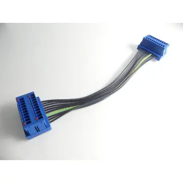 Produktfoto 1 von Phoenix Contact Typ TMB-QT 2.5/20 600V~ 20A Helukabel Kabel-Länge: 0.30m