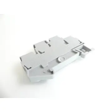 Produktfoto 1 von Phoenix Contact Typ STTB 2,5 3 Durchgangsklemmen + Abschlussplatte Typ D-STTB 2,5 VPE: 8 St.