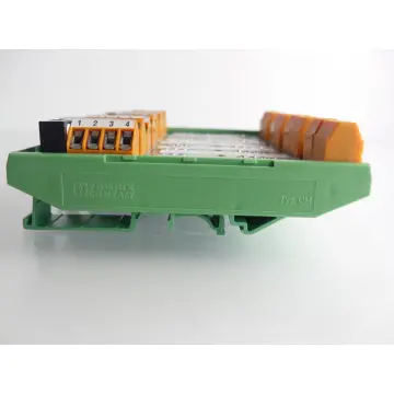 Produktfoto 1 von Phoenix Contact UM mit DatafortII SCMPB04 0035 5VDC-700mA SN: 111189 +