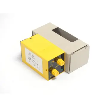 Produktfoto 1 von Tesch E58.0 Zeitrelais 0,05 S 1 / 1,5 S 30 / 230 VAC - ungebraucht! -