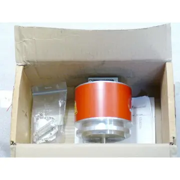 Produktfoto 1 von TR electronic CE 100M Drehgeber Schritte pro Umdrehung 3 Umdrehungen 10 Spannung 11 - 27 VDC incl Stecker Kit - ungebraucht - in geöffneter OVP