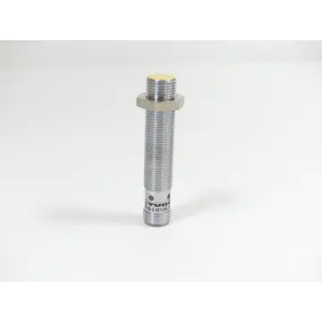 Produktfoto 1 von Turck Bi2-M12E-VP6X-H1141 Induktiver Näherungssensor
