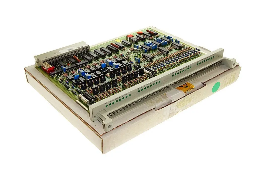 Produktfoto 1 von 6ES5482-3BA11