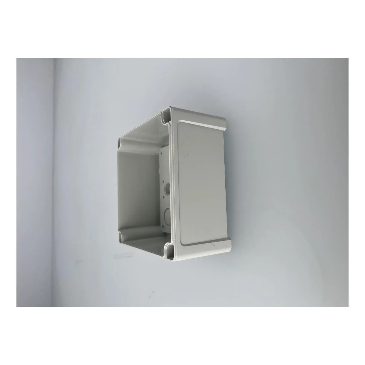 Produktfoto 1 von 5418047 FIBOX Gehäuse mit Dichtung ohne Deckel, Serie: TEMPO ohne metrischen Vorprägungen, Werkstoff Gehäuse Acrylnitril-Butadien-Styrol (ABS) Maße L/B/H 130,0mmx130,0mmx62,0mm