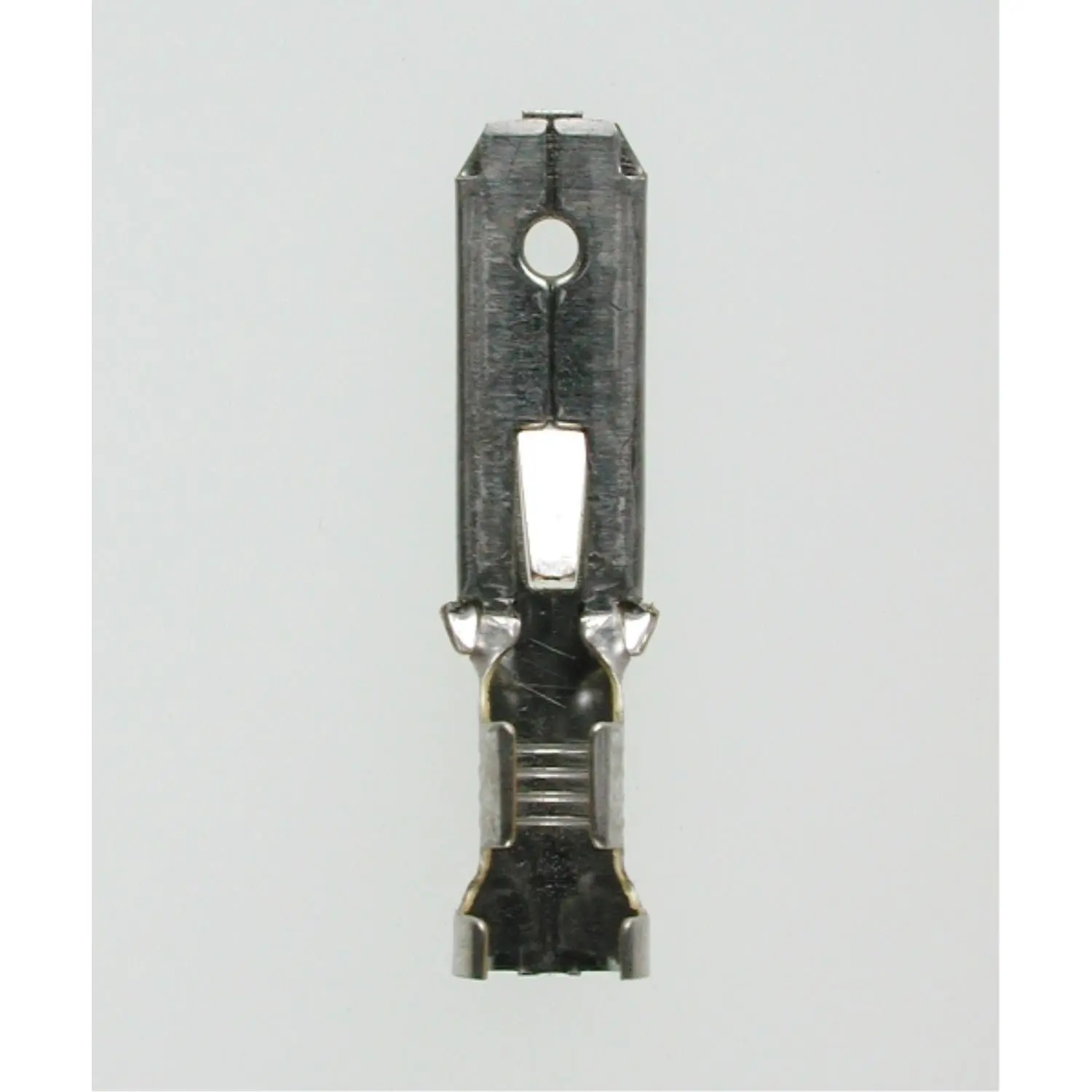 Produktfoto 1 von Flachstecker, Steckgröße 6,3 x 0,8mm unisoliert, mit Rastzunge Querschnitt 4mm² - 6mm²