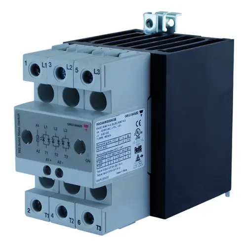 Produktfoto 1 von Carlo Gavazzi RGC3A60D30KGE, 3P -SSC-DC IN-ZC 600V 3X30A 1200VP-E-SRW IN