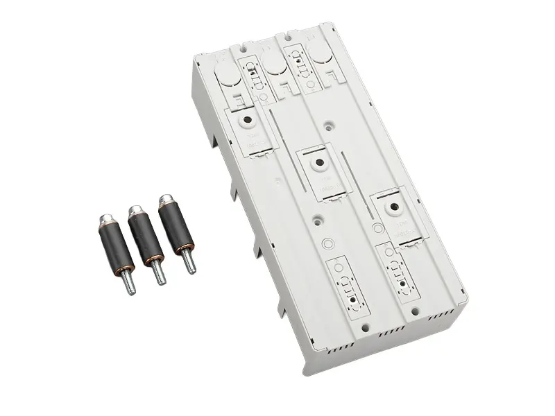 Produktfoto 1 von Wöhner 32031000A, Sammelschienenadapter 590 A, 3-polig