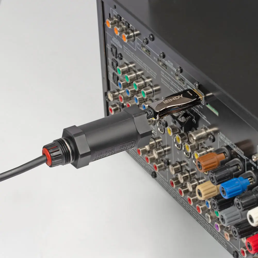 Produktfoto 1 von LINDY 38527, 10m armiertes Fibre-Optic-Hybrid HDMI 8K60 Kabel
