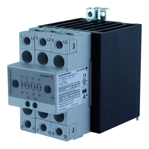 Produktfoto 1 von Carlo Gavazzi RGC3A60D25KKE, 3P -SSC-DC IN-ZC 600V 3X25A 1200VP-E-SRW IN