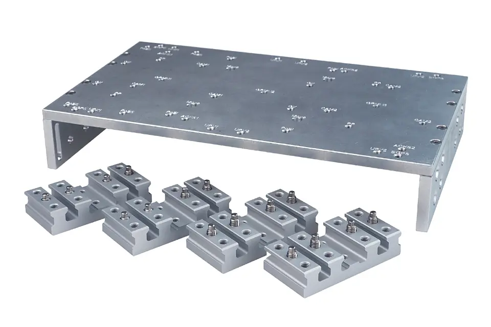 Produktfoto 1 von HBM Messtechnik 1-CASEMOUNT-UMB-2, Universelle SXR-Halterung für Zubehör