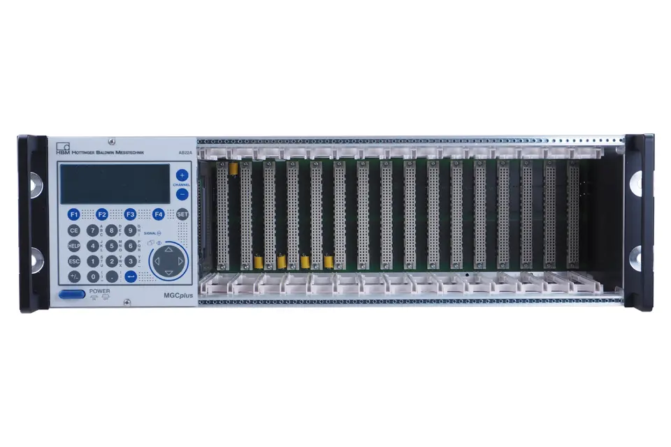 Produktfoto 1 von HBM Messtechnik 1-ER003E, 19"-Einschubrahmen, 16 Slots, 115/230 V