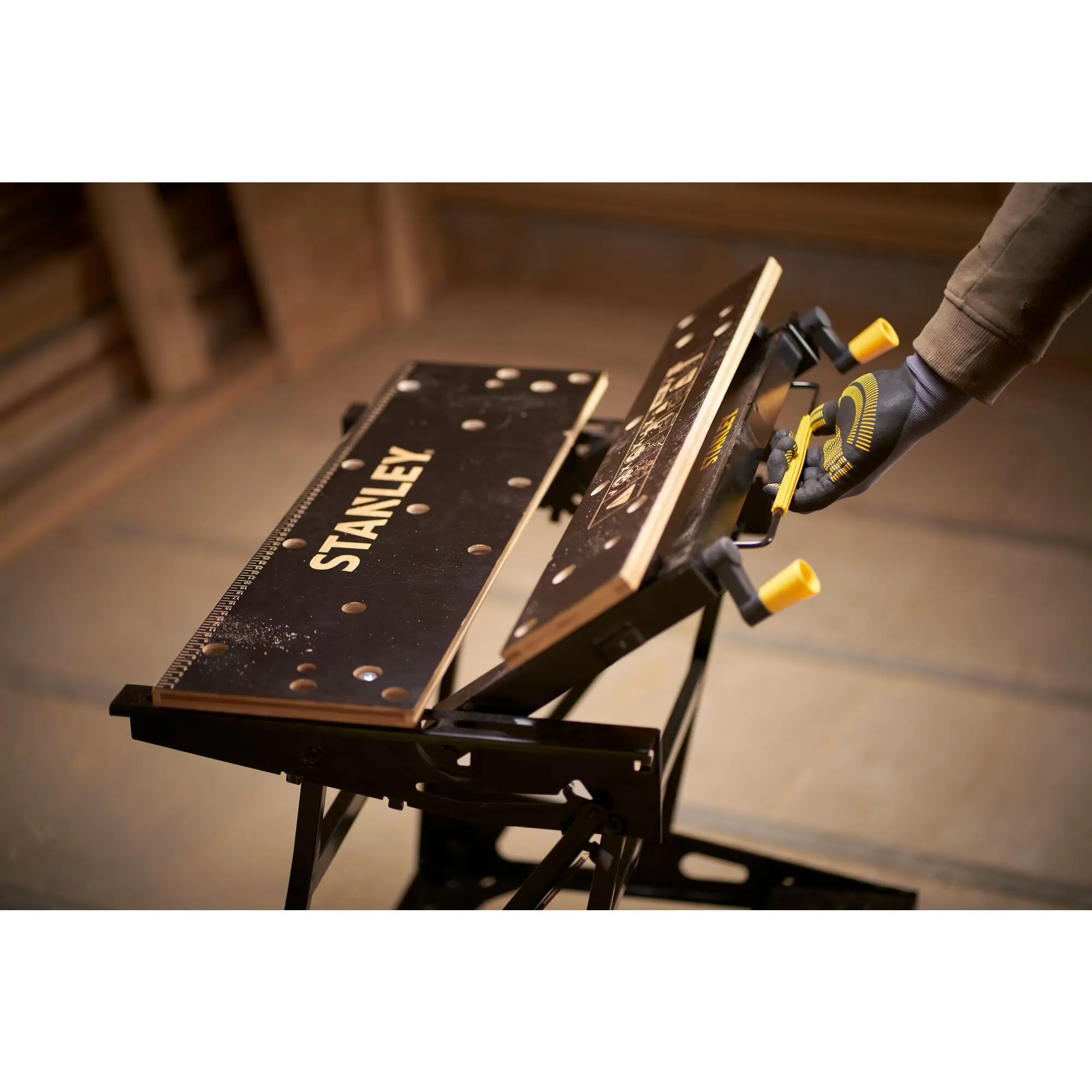 Produktfoto 1 von Stanley STST83800-1, Werktisch Workmate Deluxe STST83800-1