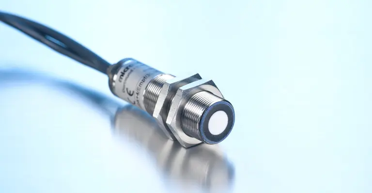 Produktfoto 1 von Microsonic dbk+4/Empf/3CDD/M18, Ultraschall-Doppelbogenkontrolle