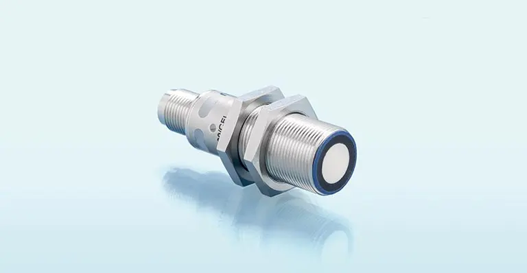 Produktfoto 1 von Microsonic lpc+100/CFF, Zylindrische Ultraschall-Abstandssensoren