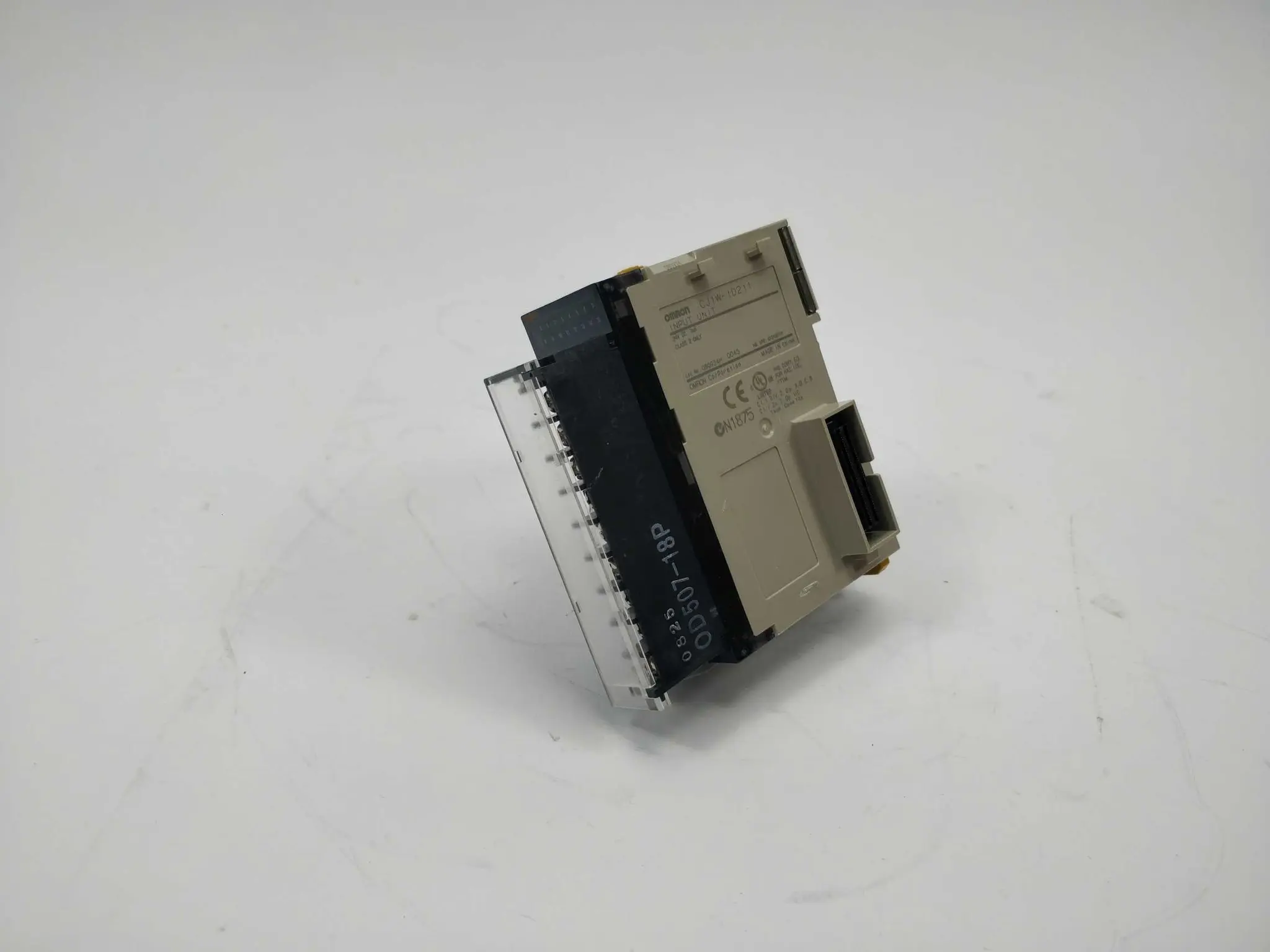 Produktfoto 1 von OMRON CJ1W-ID211