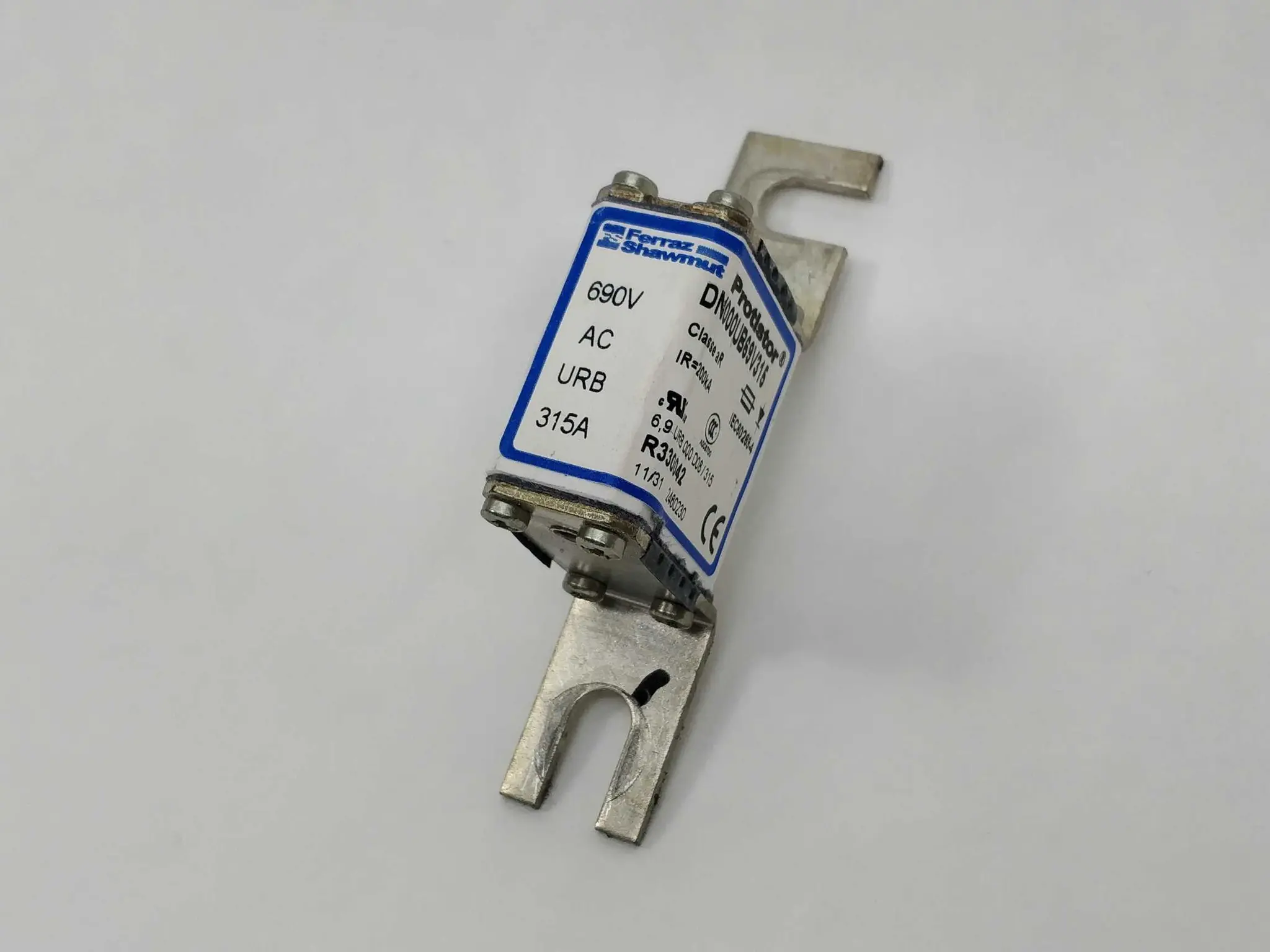 Produktfoto 1 von FERRAZ SHAWMUT DN000UB69V315