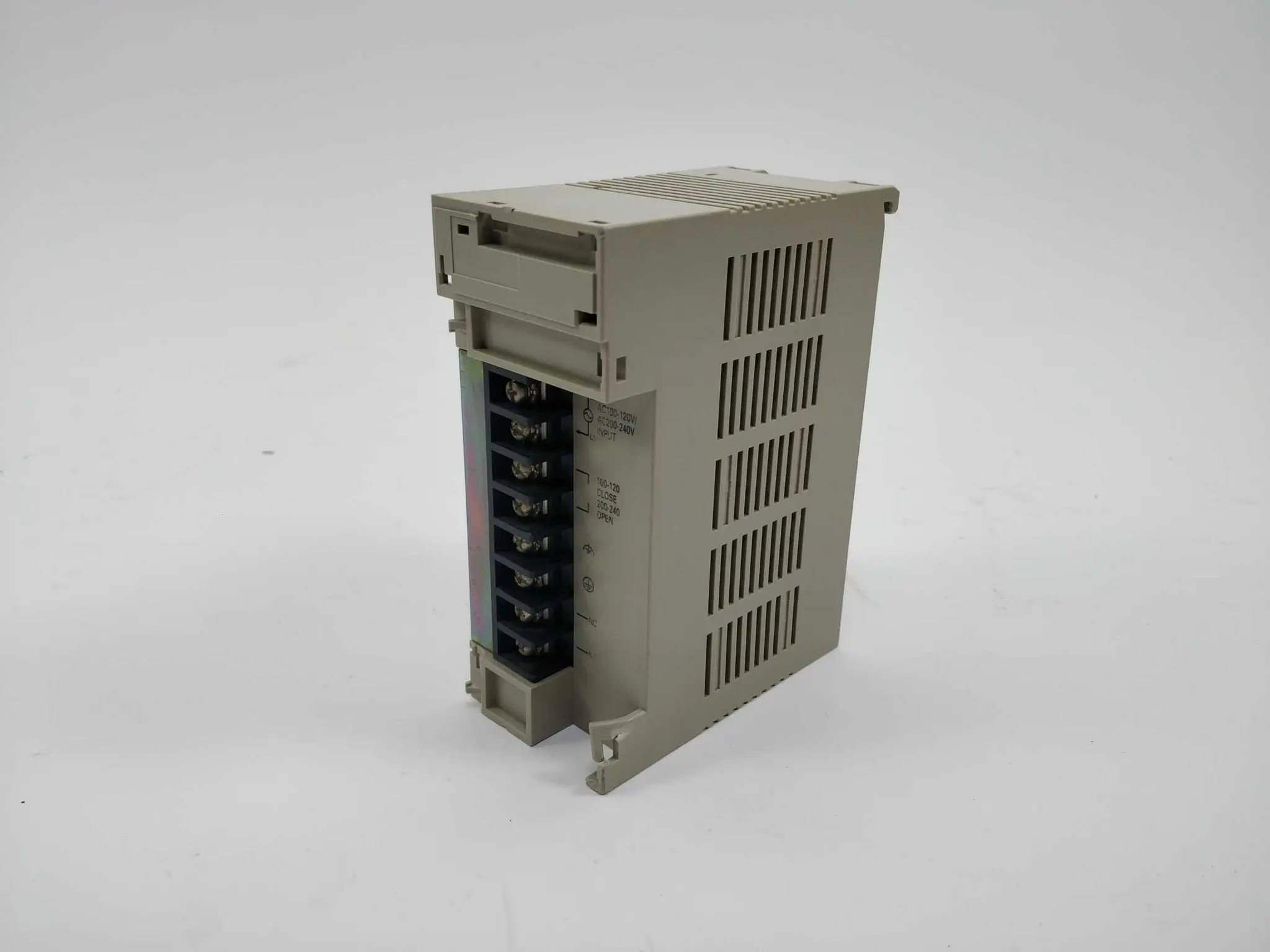 Produktfoto 1 von OMRON C200HW-PA204