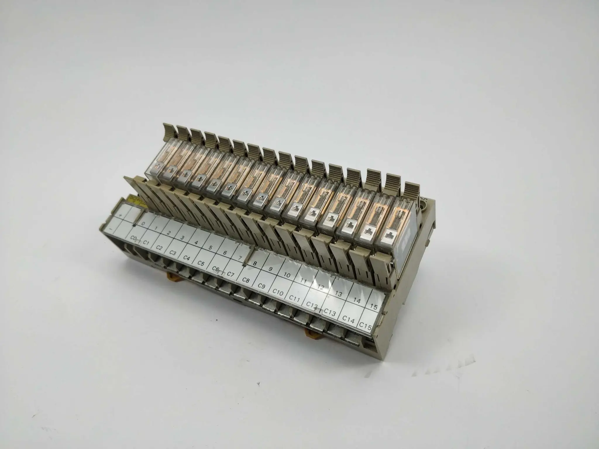 Produktfoto 1 von OMRON G7TC-OC16