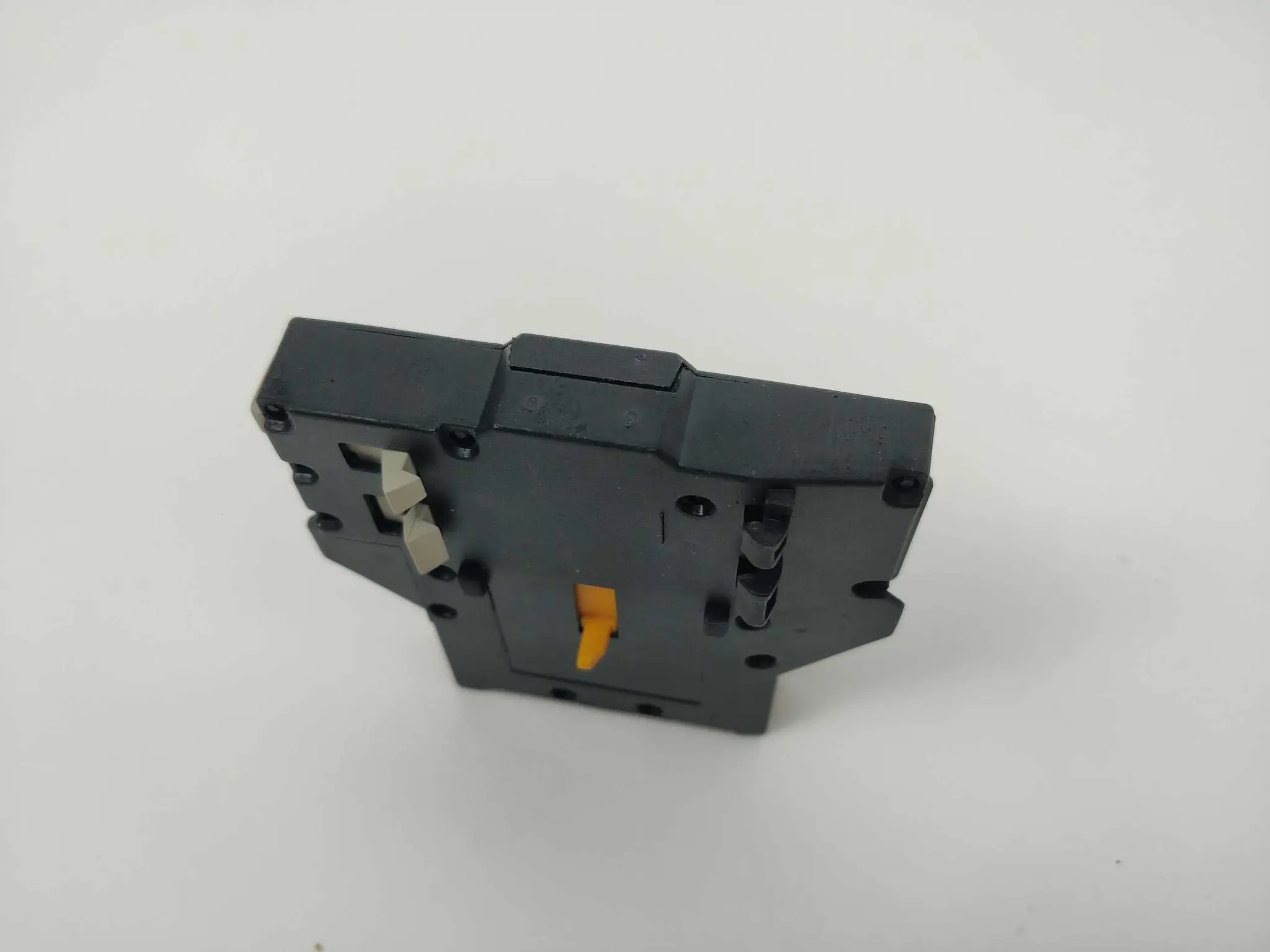 Produktfoto 1 von TELEMECANIQUE LA8DN20