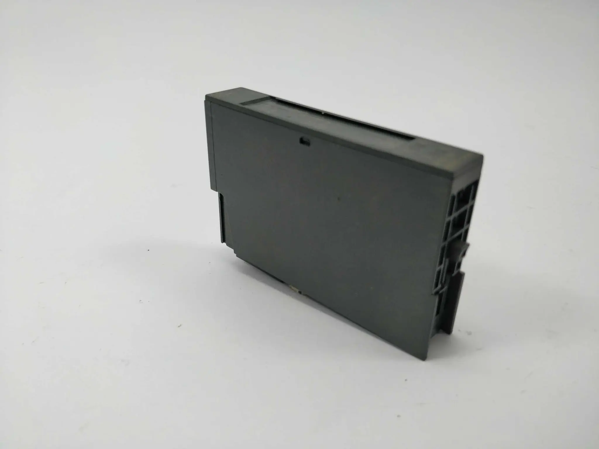 Produktfoto 1 von Siemens 6ES7131-4BD01-0AA0