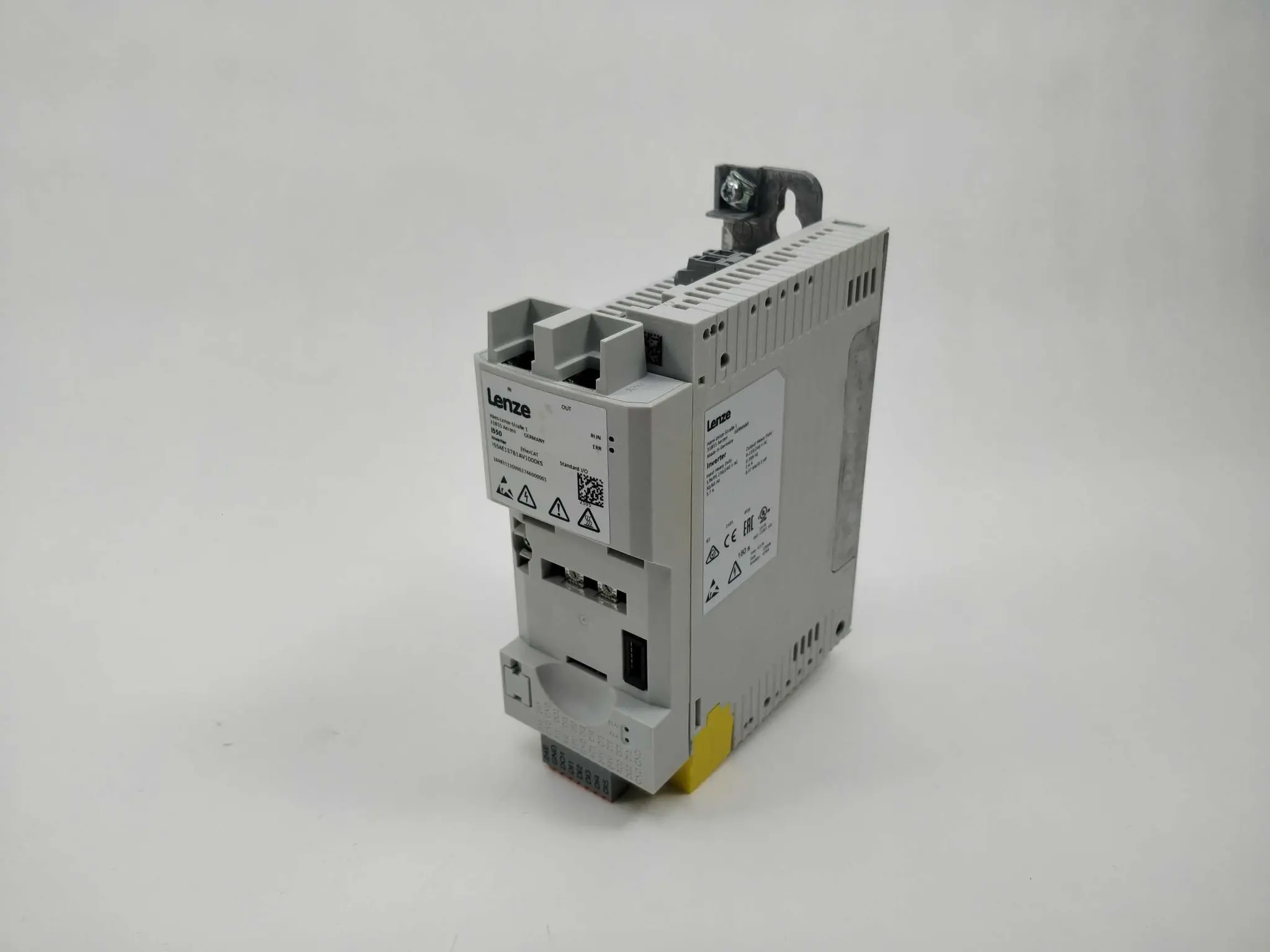 Produktfoto 1 von LENZE I55AE137B1AV1000KS
