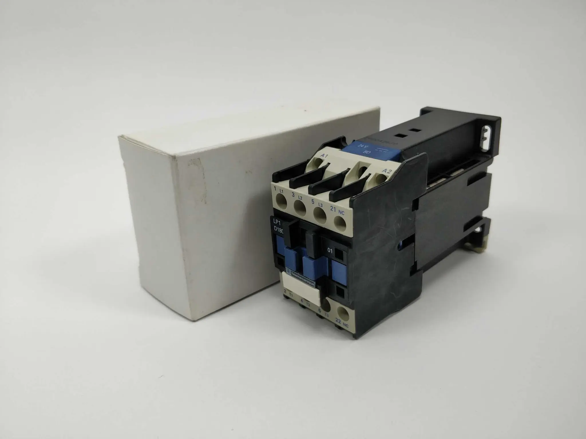 Produktfoto 1 von Schneider / Telemecanique LP1D1801BD