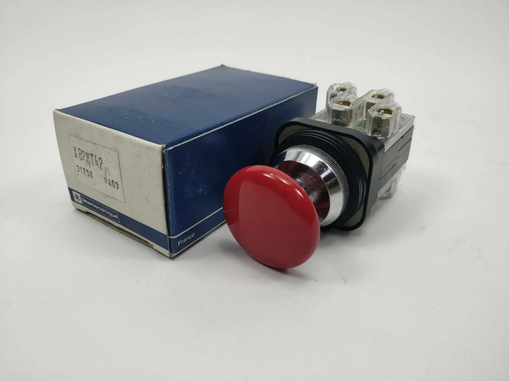 Produktfoto 1 von Schneider / Telemecanique XB2MT42