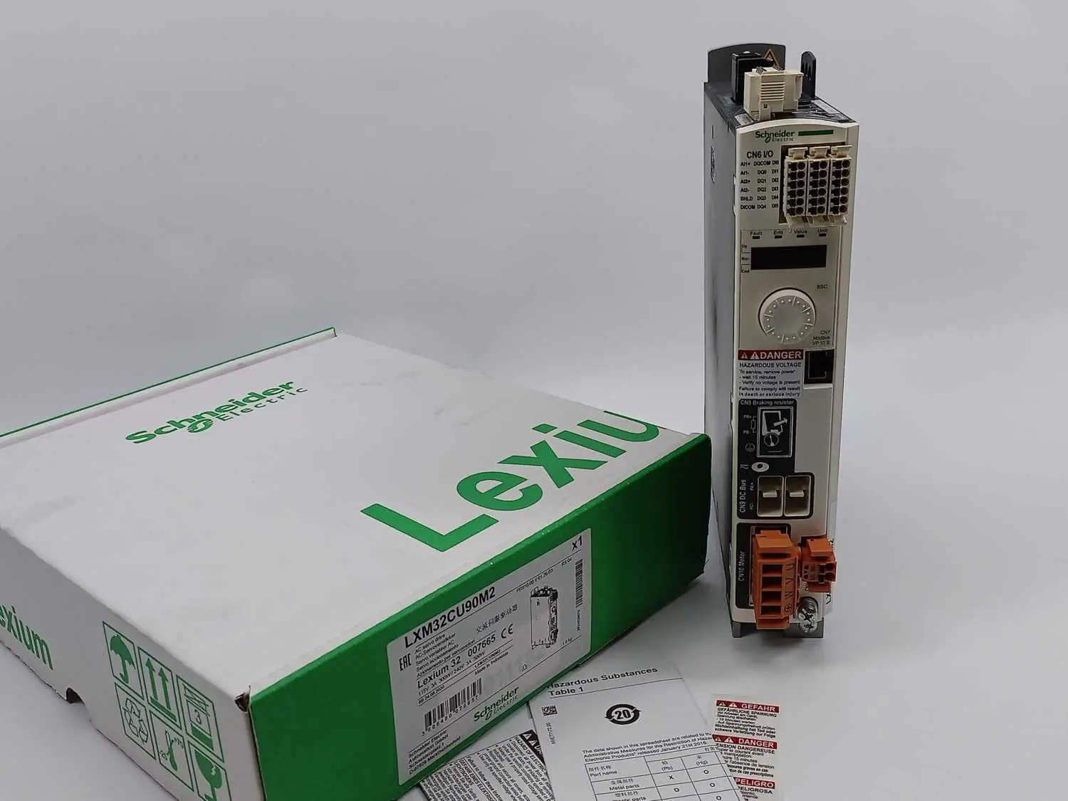 Produktfoto 1 von Schneider Electric LXM32CU90M2
