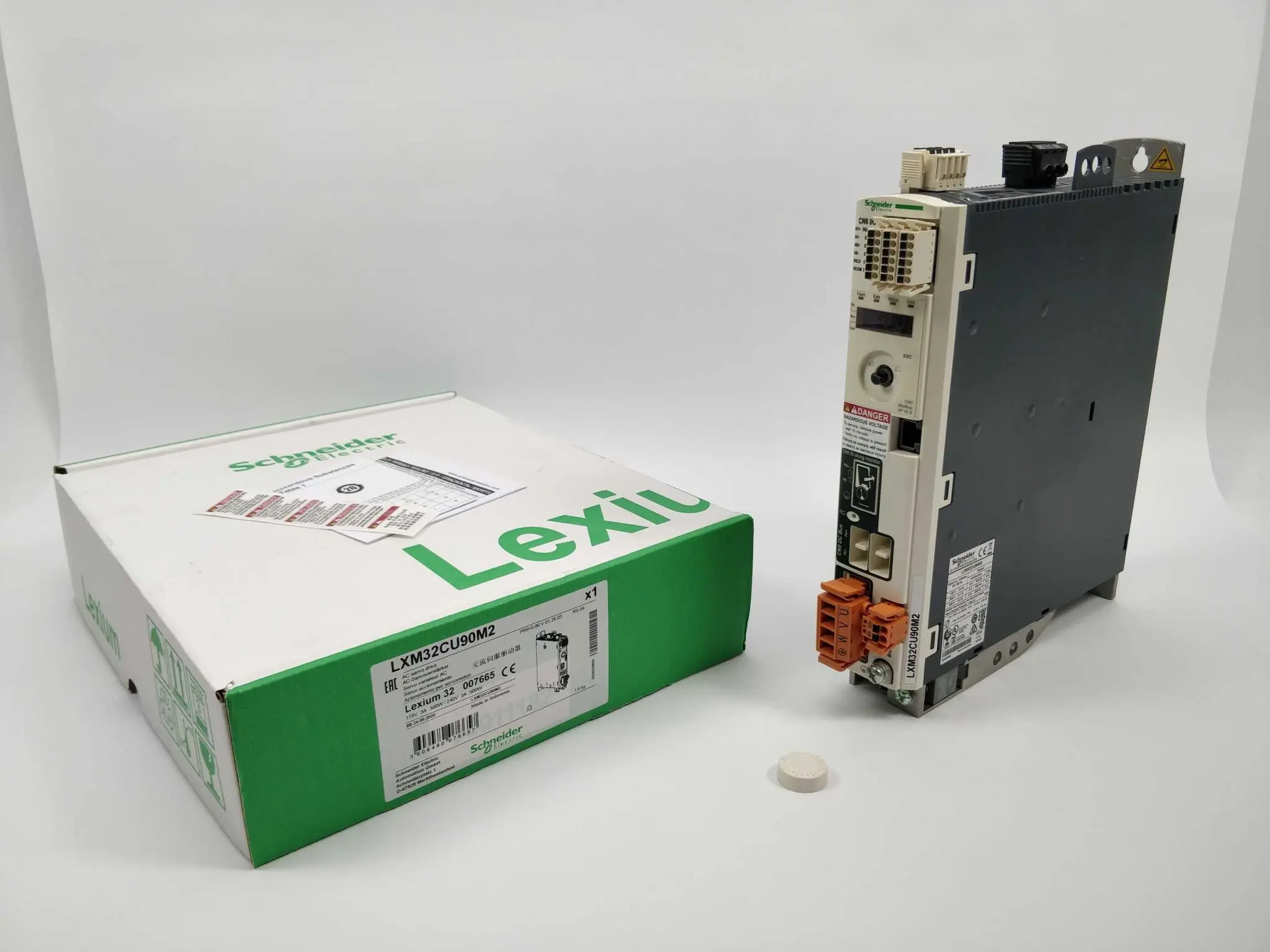 Produktfoto 1 von Schneider Electric LXM32CU90M2