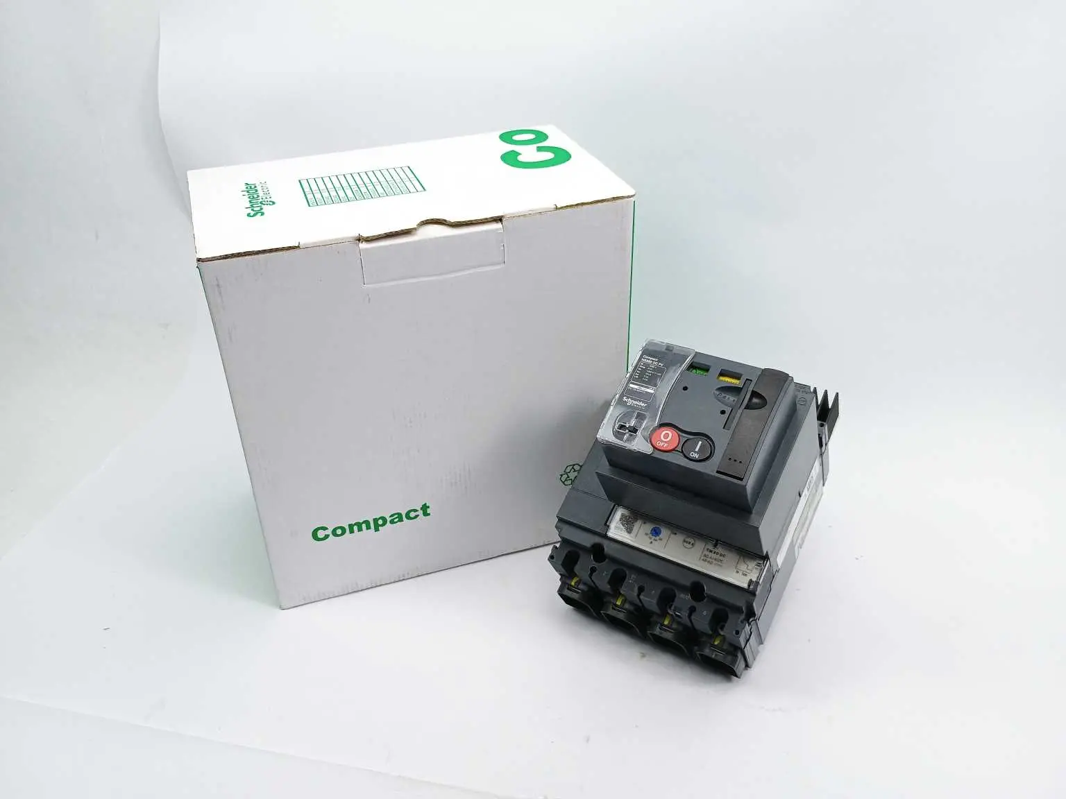 Produktfoto 1 von SchneiderE NSX80DCPV-TMD-4P4T