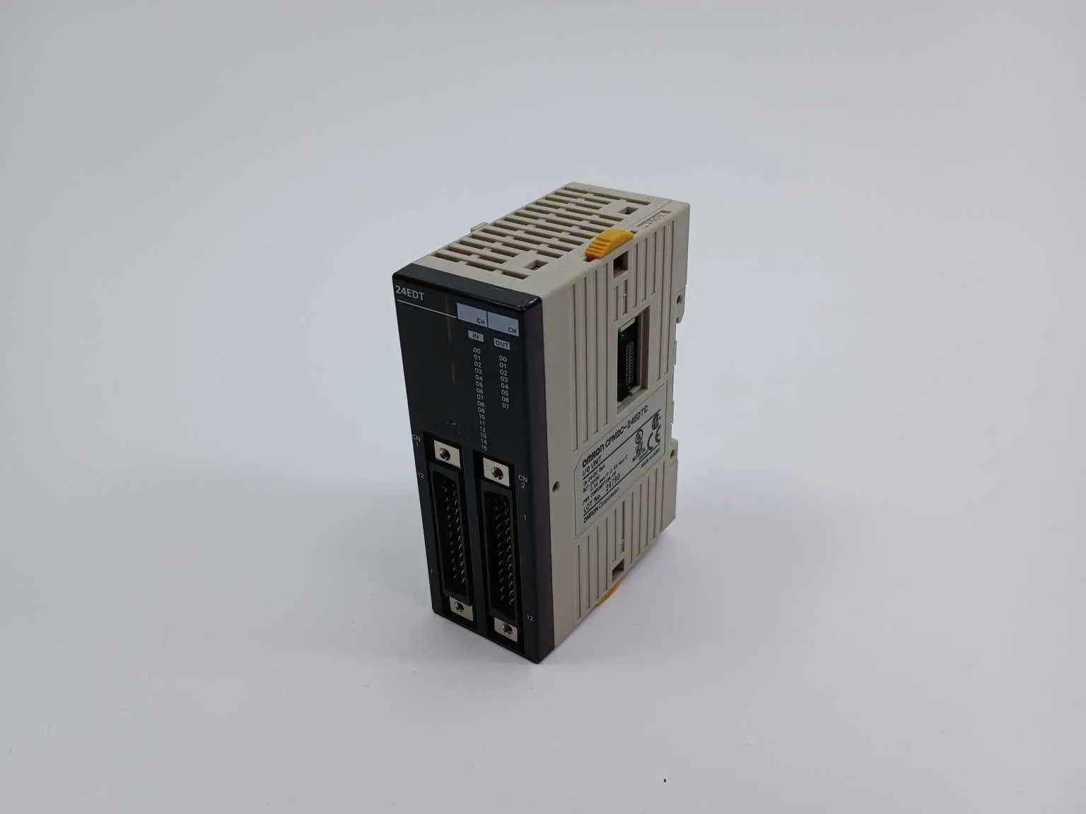 Produktfoto 1 von OMRON CPM2C-24EDTC