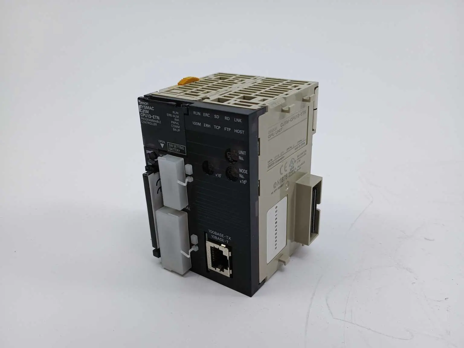 Produktfoto 1 von OMRON CJ1M-CPU13-ETN