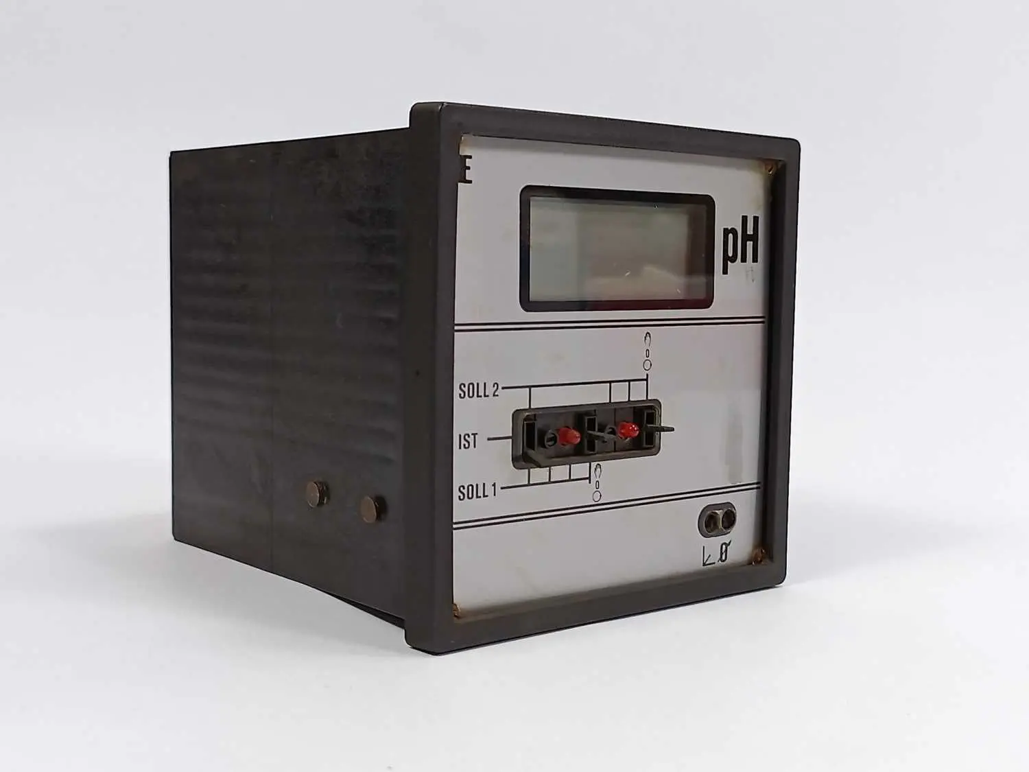 Produktfoto 1 von Neukum pH-Regler mit Schreibera.