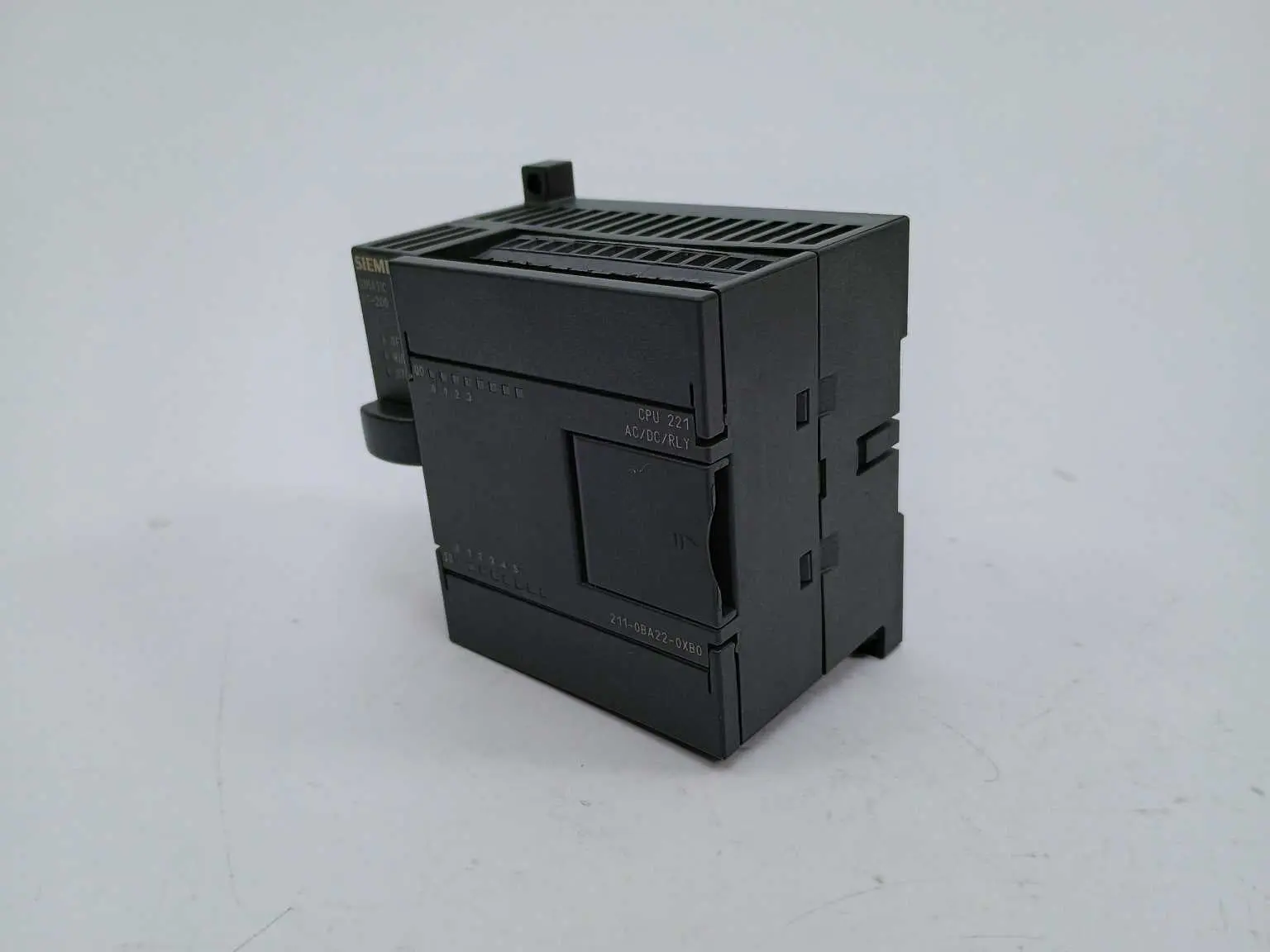 Produktfoto 1 von Siemens 6ES7211-0BA22-0XB0