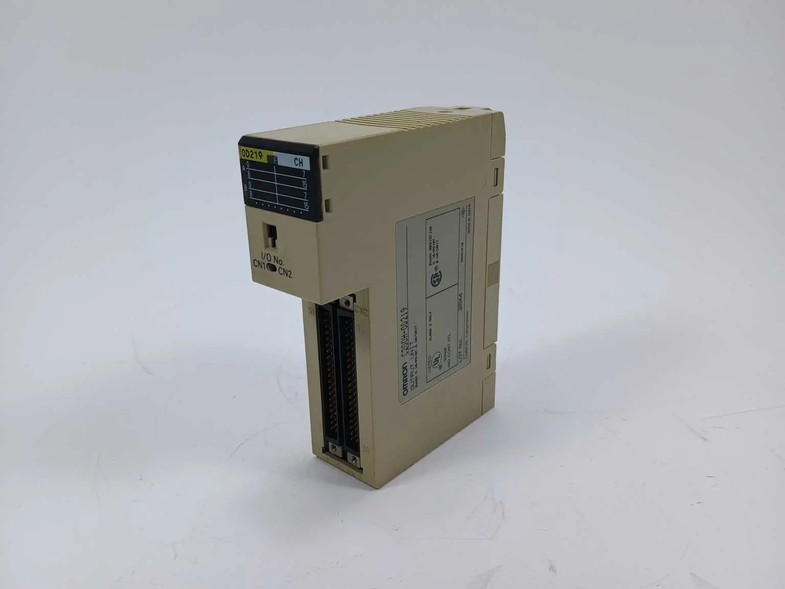 Produktfoto 1 von OMRON C200H-OD219