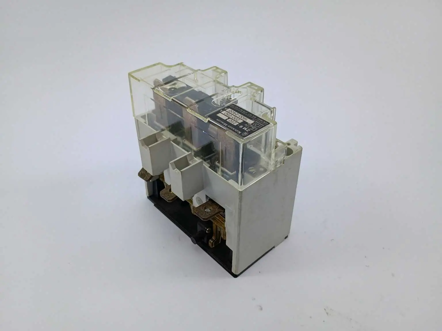Produktfoto 1 von Klockner Moeller ZM9-250