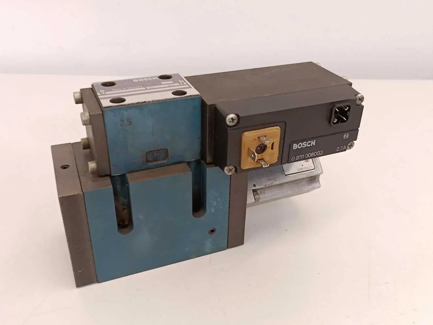 Produktfoto 1 von Bosch 0 811 404 041