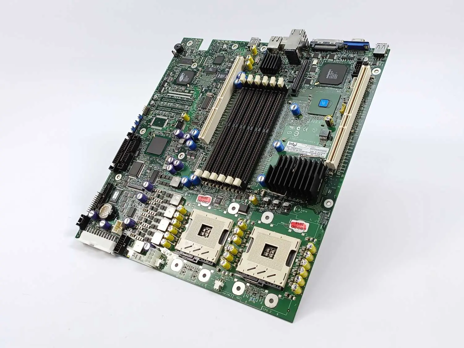 Produktfoto 1 von Intel SE7501WV2