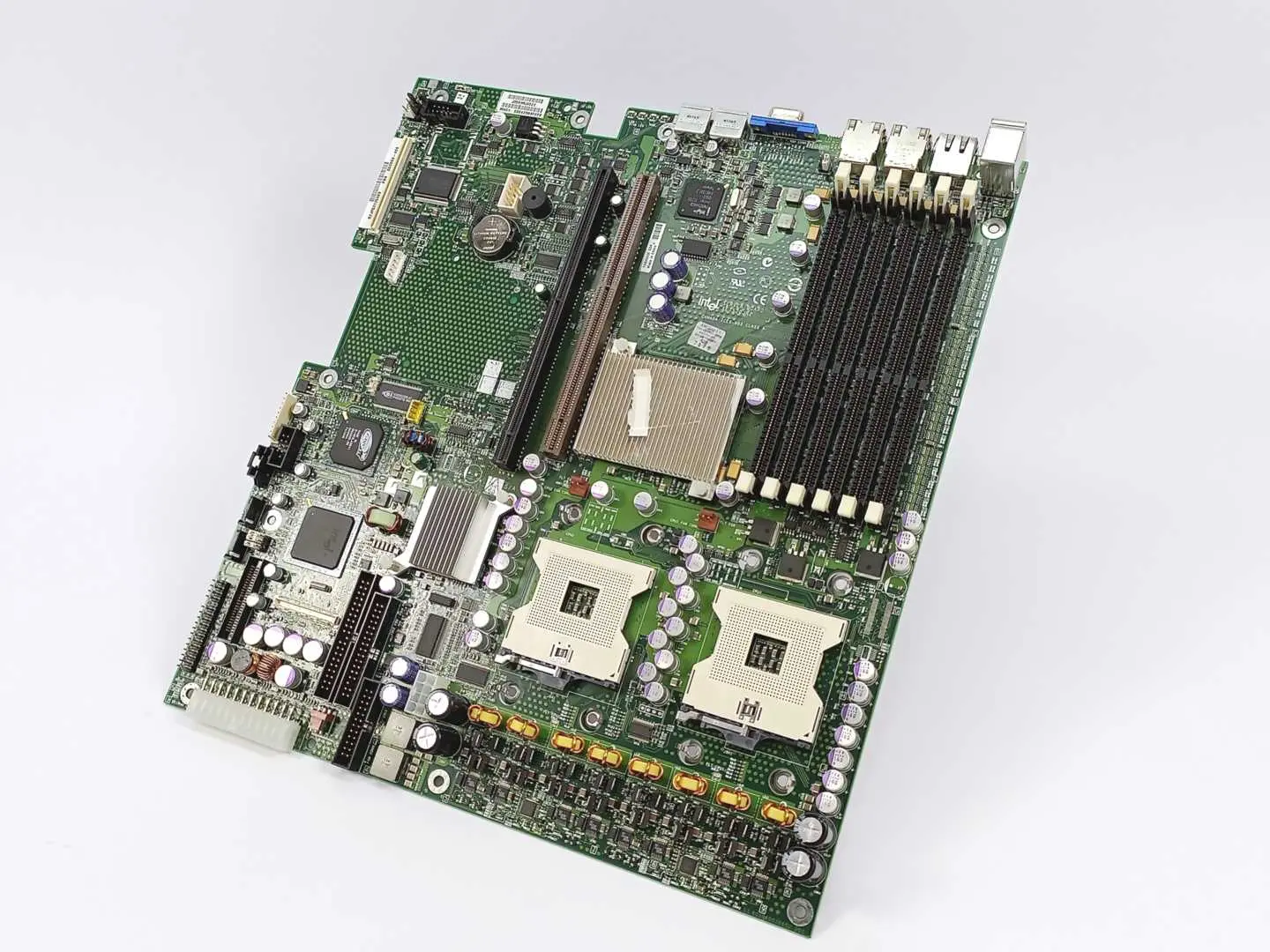 Produktfoto 1 von Intel SE7520JR2